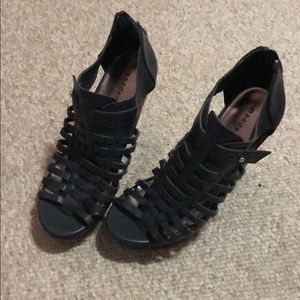 Black wedge madden girl shoes! Super comfy!